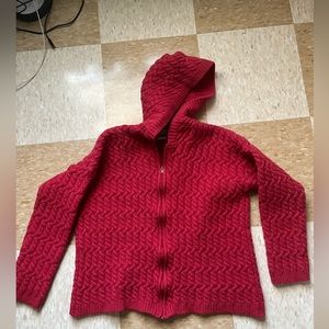 Red Aran Crafts zip up hoodie sweater 100% wool authentically from Ireland